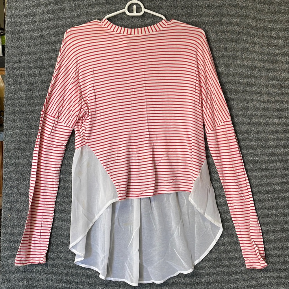 High-Lo long sleeved shirt